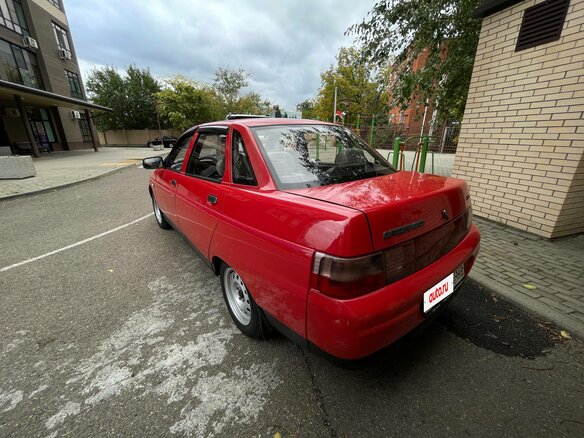 1998 Lada (ВАЗ) 2110, красный, 400000 рублей - вид 2