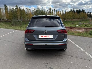 2018 Volkswagen Tiguan L II (China Market), серый, 2800000 рублей, вид 4
