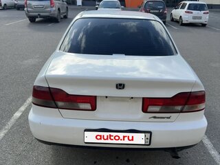 2000 Honda Accord VI, белый, 560000 рублей, вид 5