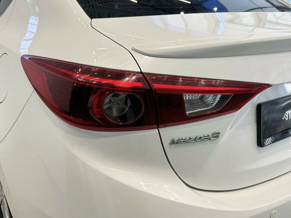 2014 Mazda 3 III (BM), белый - вид 14