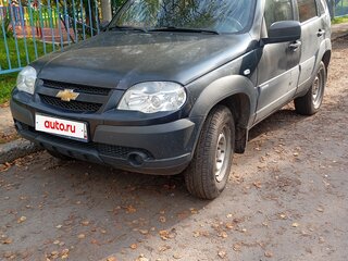 2012 Chevrolet Niva I Рестайлинг, чёрный, 360000 рублей, вид 1
