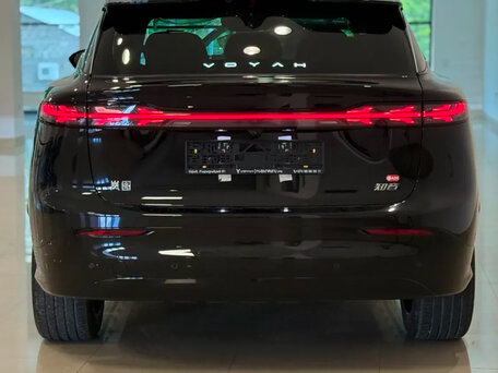 2026 Voyah Courage 81 kWh I Рестайлинг, чёрный, 4390000 рублей, вид 5