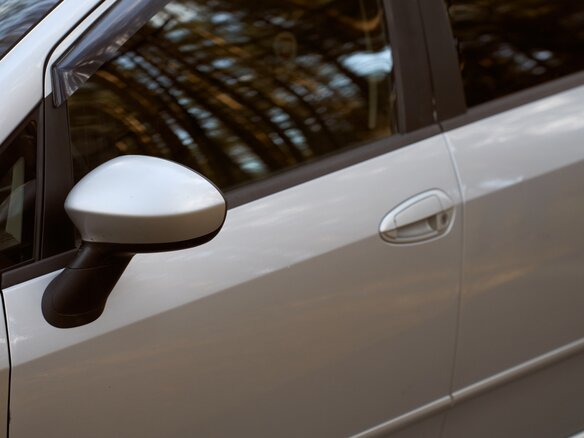 2010 Fiat Linea, серый, 620000 рублей - вид 21