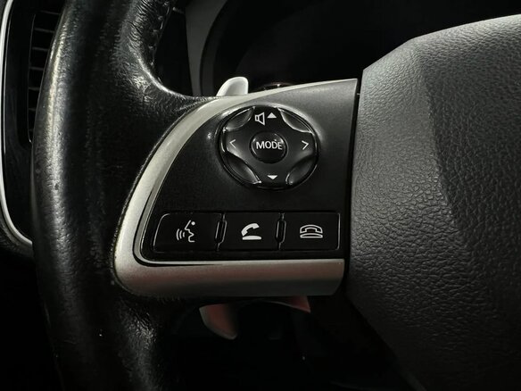2014 Mitsubishi Outlander III Рестайлинг, белый, 1049888 рублей - вид 12