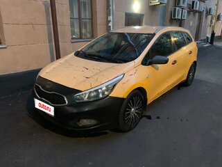 2013 Kia Ceed II, жёлтый, 520000 рублей, вид 1