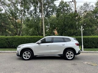 2023 BMW X1 18d sDrive III (U11/U12), белый, 3400000 рублей, вид 3