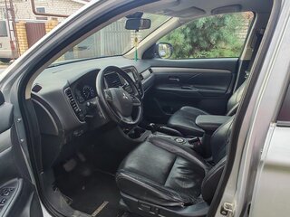 2012 Mitsubishi Outlander III, серебристый, 980000 рублей, вид 5