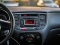 2010 Kia Rio II Рестайлинг, чёрный, 420000 рублей - вид 6