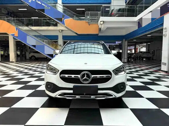 2022 Mercedes-Benz GLA 180 II (H247), белый, 2300206 рублей - вид 1