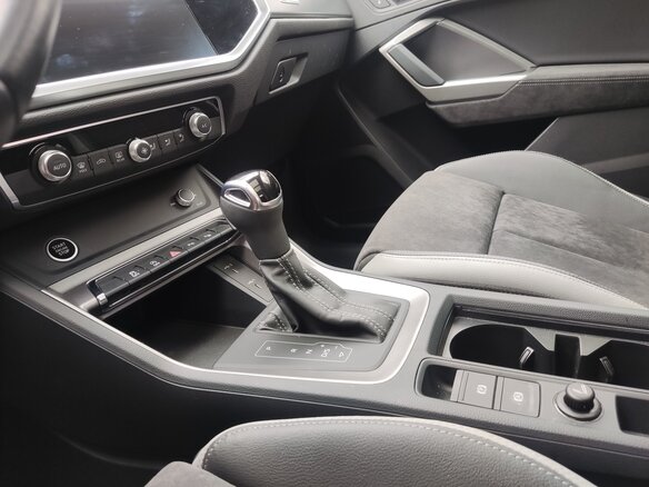2022 Audi Q3 35 TFSI II (F3), серый, 3290000 рублей - вид 10