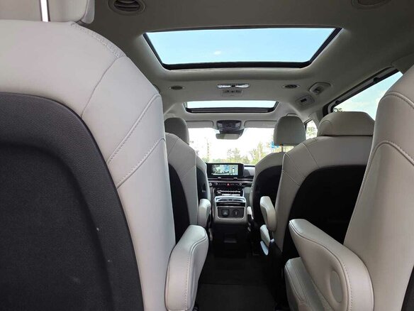 2020 Kia Carnival IV, белый, 2290000 рублей - вид 24