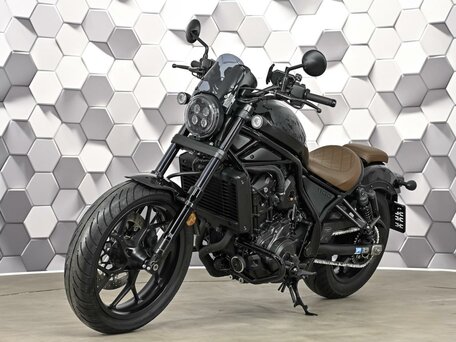 2022 Honda CMX 1100 Rebel, серый, 1099000 рублей, вид 2