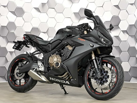 2021 Honda CBR 650R, чёрный, 899000 рублей