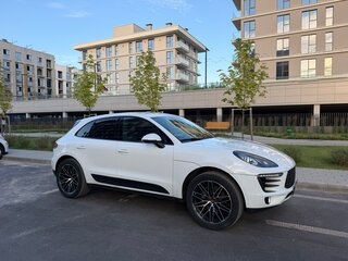 2017 Porsche Macan I, белый, 2500000 рублей, вид 4