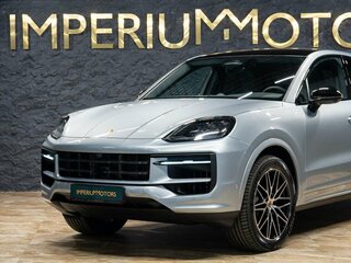 2026 Porsche Cayenne Coupé III Рестайлинг, серебристый, 17990000 рублей, вид 4