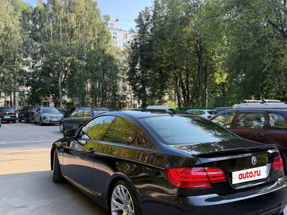 2011 BMW 3 серии 325xi V (E90/E91/E92/E93) Рестайлинг, чёрный, 1900000 рублей - вид 10