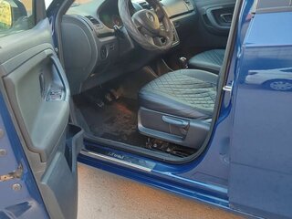 2013 Skoda Fabia II Рестайлинг, синий, 550000 рублей, вид 4