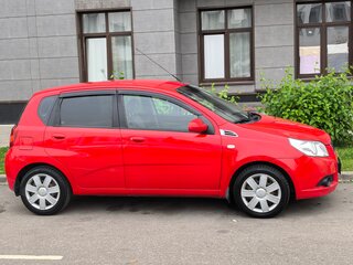 2008 Chevrolet Aveo I Рестайлинг, красный, 540000 рублей, вид 3