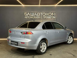 2012 Mitsubishi Lancer X Рестайлинг, серебристый, 850000 рублей, вид 4