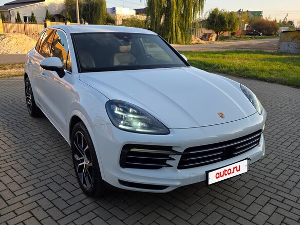 2020 Porsche Cayenne III, белый, 6400000 рублей - вид 2