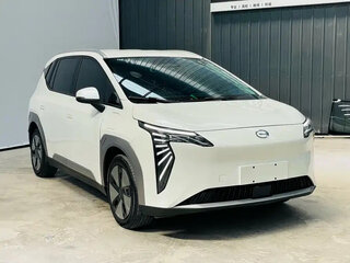 2024 Aion Y Plus 51.9 kWh, зелёный, 1820000 рублей, вид 3