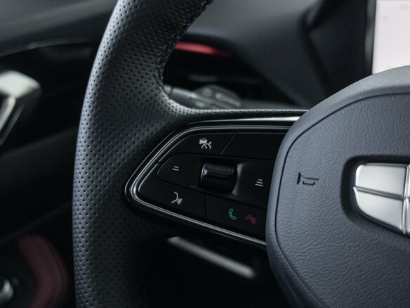 2026 Geely Coolray I Рестайлинг 2, белый, 2964900 рублей - вид 13