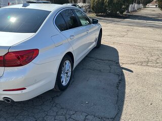 2018 BMW 5 серии 520d VII (G30/G31/G38), белый, 3700000 рублей, вид 3