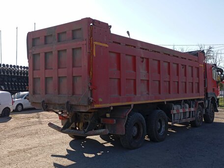 2022 IVECO-Hongyan 8x4 (CQ3406), красный, 2206000 рублей, вид 3