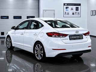 2016 Hyundai Elantra VI (AD), белый, 1369990 рублей, вид 4