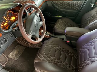 2007 Toyota Avensis II Рестайлинг, серебристый, 870000 рублей, вид 2
