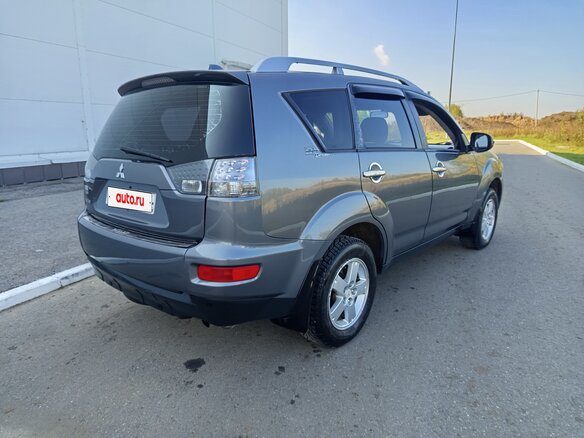 2010 Mitsubishi Outlander II Рестайлинг, серый - вид 21