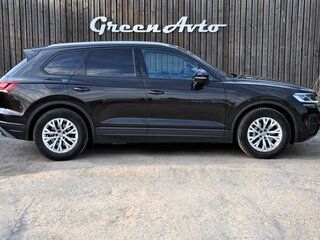2020 Volkswagen Touareg III, коричневый, 4650000 рублей, вид 4