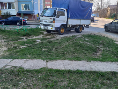 1992 Mazda Titan, белый, 750000 рублей, вид 3
