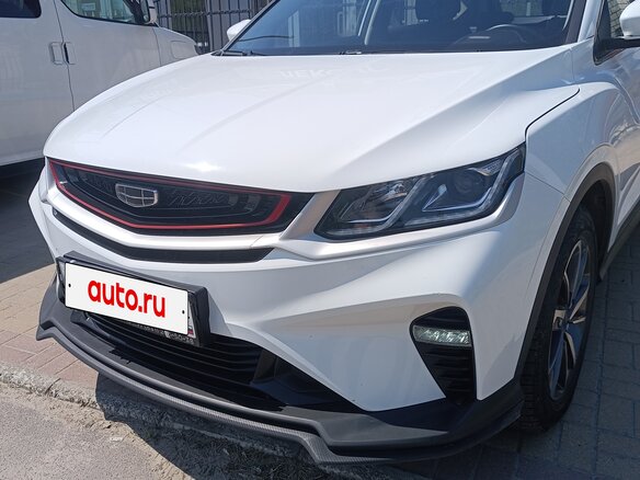 2023 Geely Coolray I, белый, 1790000 рублей - вид 2
