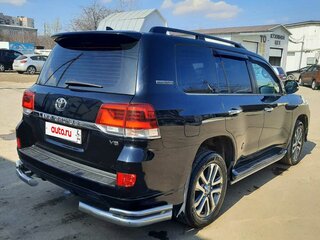 2018 Toyota Land Cruiser 200 Series Рестайлинг 2, чёрный, 7000000 рублей, вид 3