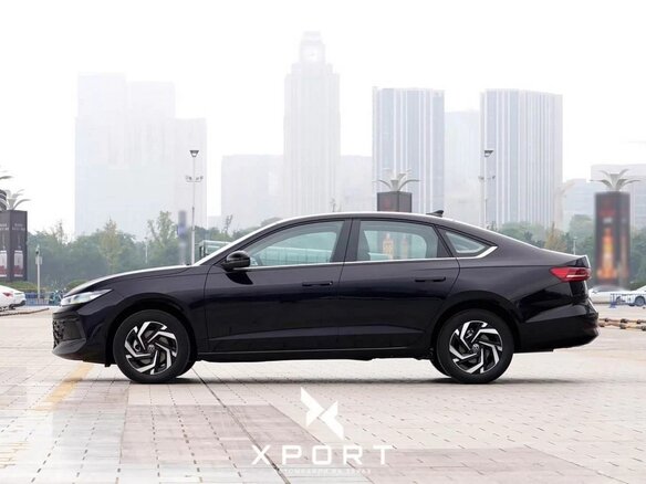 2023 Volkswagen Lavida III Рестайлинг, чёрный, 1830000 рублей - вид 1