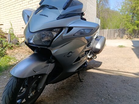 2005 Honda ST 1300, серебристый, 550000 рублей, вид 4