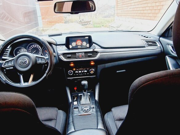 2016 Mazda 6 III (GJ) Рестайлинг, белый, 1950000 рублей - вид 32