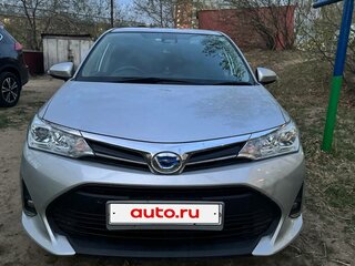 2018 Toyota Corolla Fielder XI (E160, E170) Рестайлинг 2, серебристый, 1450000 рублей, вид 1
