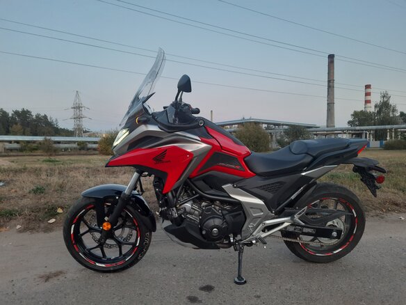 2021 Honda NC 750X, красный, 1018858 рублей - вид 8