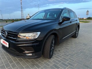 2019 Volkswagen Tiguan II, чёрный, 2100000 рублей, вид 2