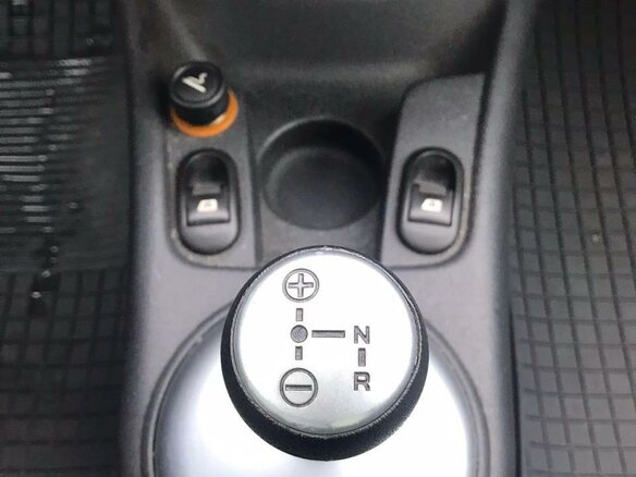 2004 Citroen C3 SensoDrive I, синий - вид 4
