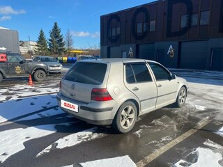 2000 Volkswagen Golf IV, серебристый, 290000 рублей, вид 5