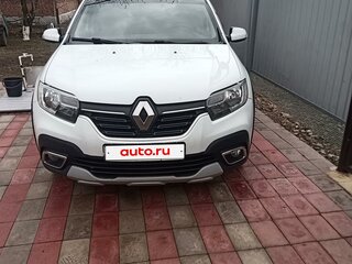 2020 Renault Sandero Stepway II Рестайлинг, белый, 945000 рублей, вид 3