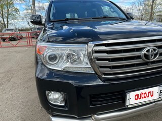 2014 Toyota Land Cruiser 200 Series Рестайлинг 1, чёрный, 4500000 рублей, вид 3