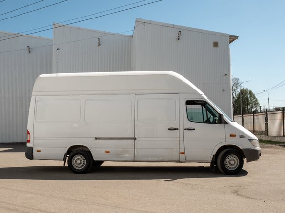 2015 Mercedes-Benz Sprinter Classic, белый, 1500000 рублей - вид 5