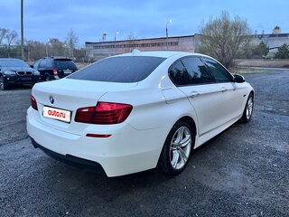 2014 BMW 5 серии 528i xDrive VI (F10/F11/F07) Рестайлинг, белый, 1990000 рублей, вид 5