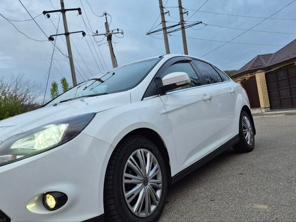 2012 Ford Focus III, белый, 1250000 рублей