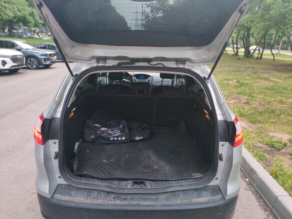 2014 Ford Focus III, серебристый, 950000 рублей - вид 11