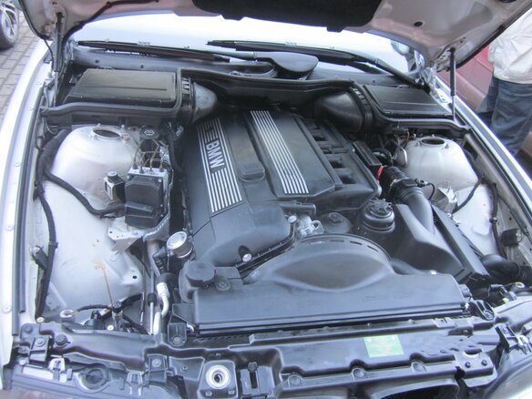 2003 BMW 5 серии 520i IV (E39) Рестайлинг, серебристый - вид 5